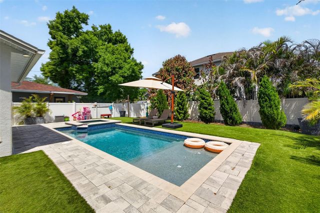 1031 W ALFRED STREET, Tampa, FL 33603