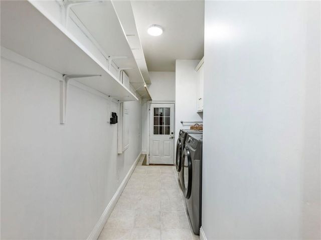 2641 Waters Edge Drive, Gainesville, GA 30504