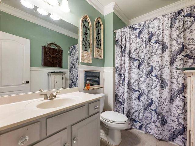 2641 Waters Edge Drive, Gainesville, GA 30504