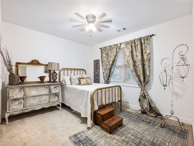 2641 Waters Edge Drive, Gainesville, GA 30504