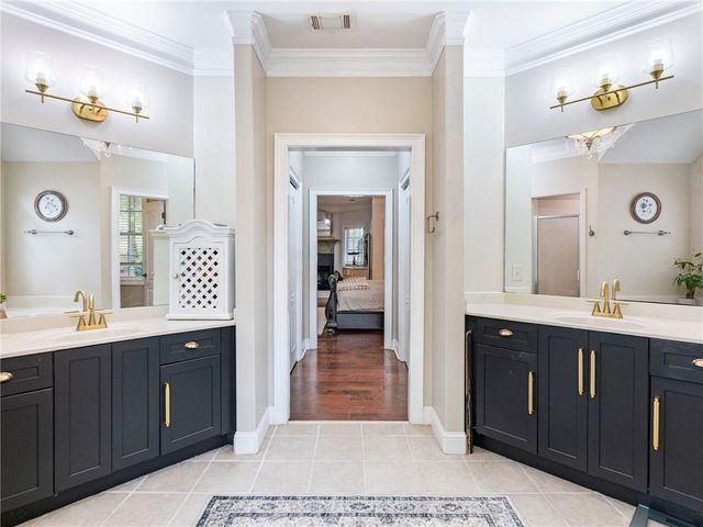 2641 Waters Edge Drive, Gainesville, GA 30504