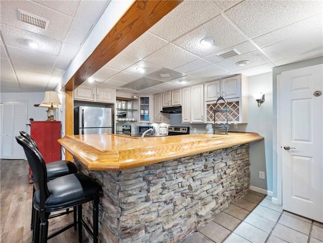 2641 Waters Edge Drive, Gainesville, GA 30504