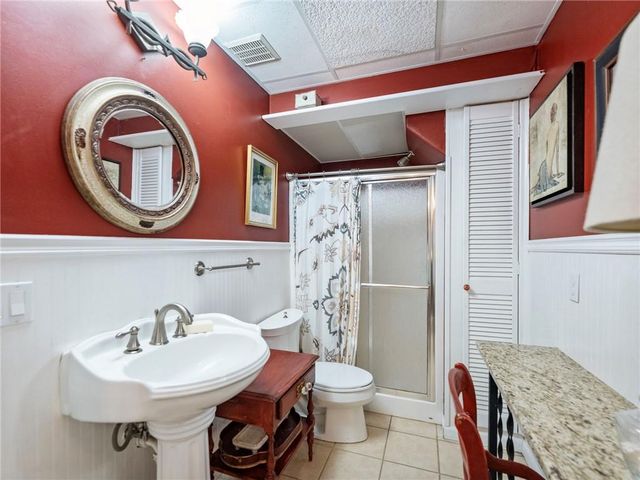 2641 Waters Edge Drive, Gainesville, GA 30504