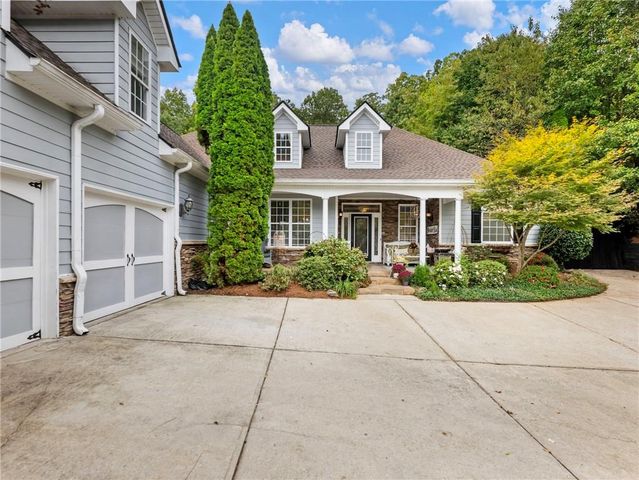 2641 Waters Edge Drive, Gainesville, GA 30504