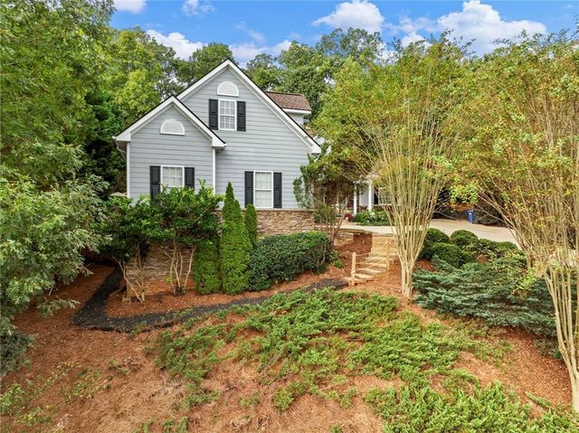 2641 Waters Edge Drive, Gainesville, GA 30504