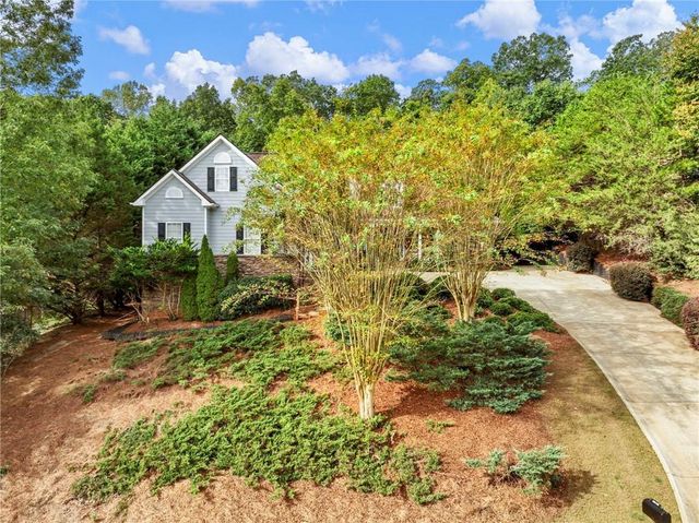 2641 Waters Edge Drive, Gainesville, GA 30504