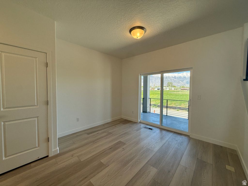 Image 13 of property listing at 514 S 700 W #441, American Fork, UT 84003