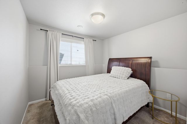 1462 68th Avenue S, Fargo, ND 58104