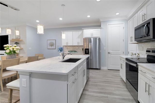 12973 Pembroke DR, Naples, FL 34105