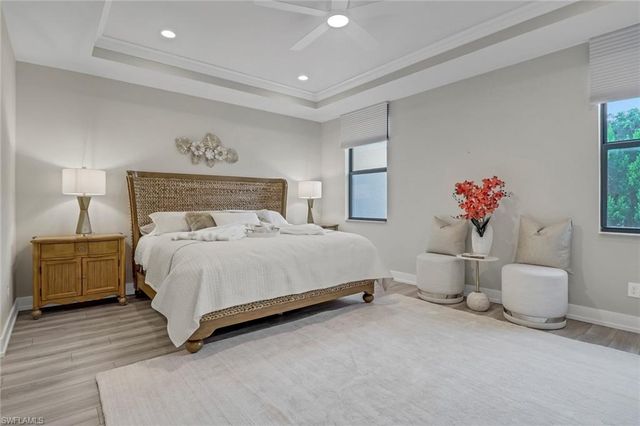 12973 Pembroke DR, Naples, FL 34105