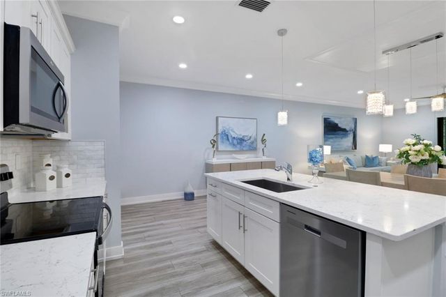 12973 Pembroke DR, Naples, FL 34105