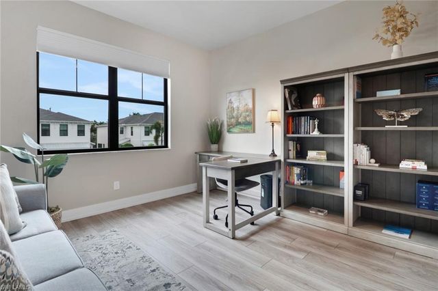 12973 Pembroke DR, Naples, FL 34105