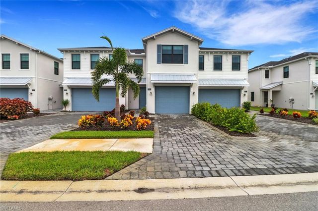 12973 Pembroke DR, Naples, FL 34105