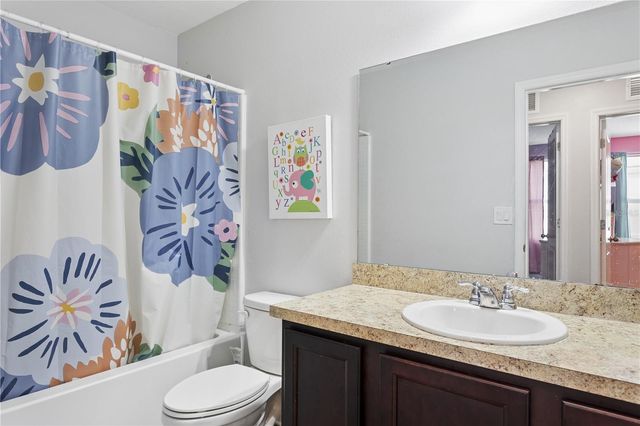35159 DAISY MEADOW LOOP, Zephyrhills, FL 33541