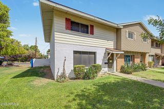 1540 W CAMPBELL Avenue, Phoenix, AZ 85015