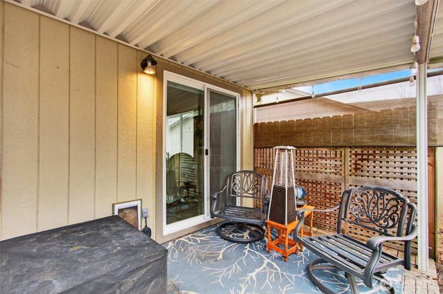 35 Glen Lane, Cathlamet, WA 98612