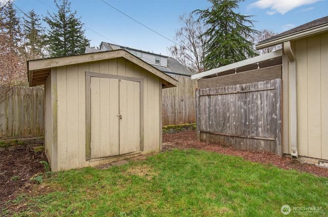 35 Glen Lane, Cathlamet, WA 98612