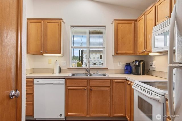 35 Glen Lane, Cathlamet, WA 98612