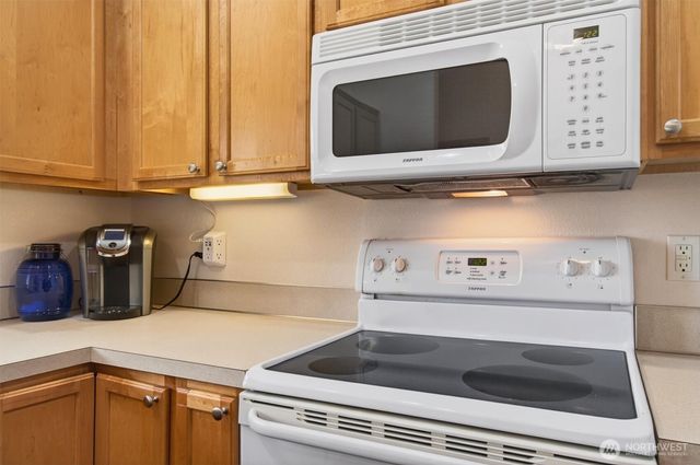 35 Glen Lane, Cathlamet, WA 98612