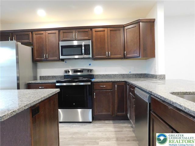 1549 Burkhardt Street C, Hellertown Boro, PA 18055