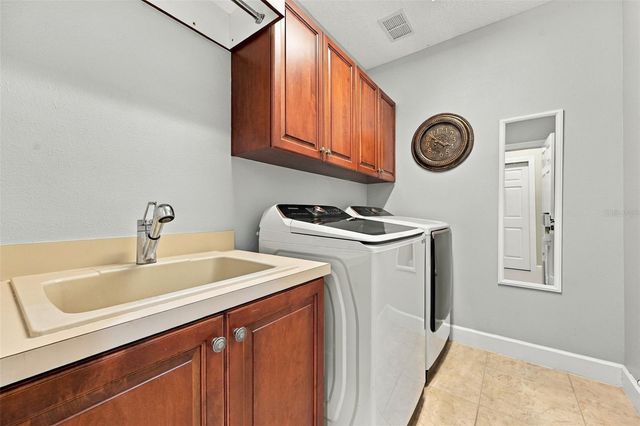 13551 CARNOUSTIE CIRCLE, Dade City, FL 33525