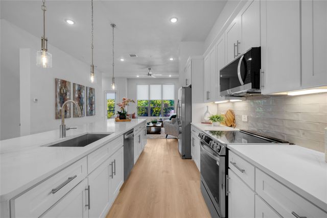 13351 Goodland Street 206, Farmers Branch, TX 75234