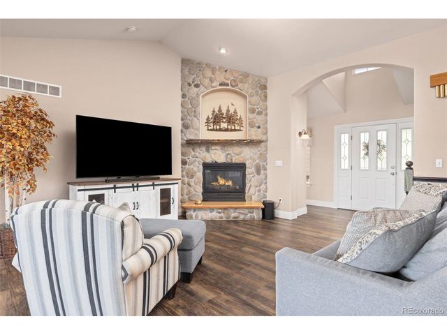 7864 Heart J Trl, Loveland, CO 80537