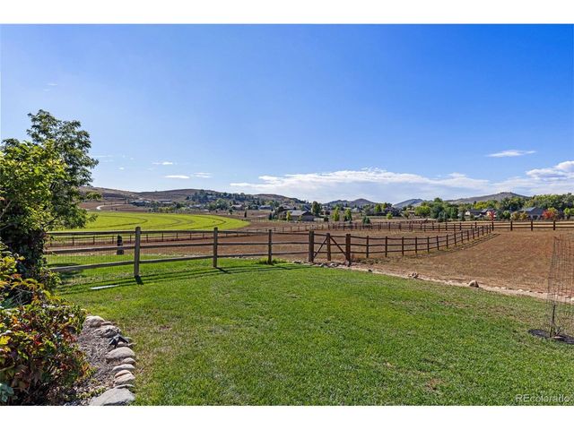 7864 Heart J Trl, Loveland, CO 80537