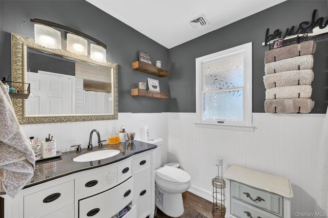 216 Edgewood Drive N, Newburgh, NY 12550