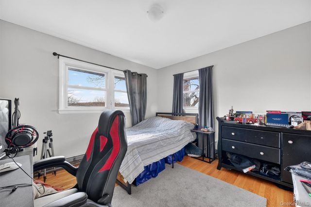 216 Edgewood Drive N, Newburgh, NY 12550