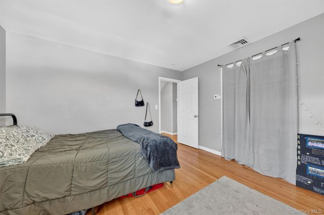 216 Edgewood Drive N, Newburgh, NY 12550