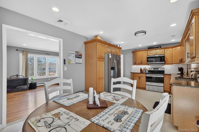 216 Edgewood Drive N, Newburgh, NY 12550