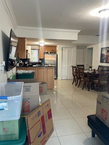 3800 SW 29th St 3800, Miami, FL 33134