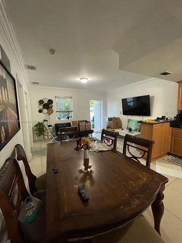 3800 SW 29th St 3800, Miami, FL 33134
