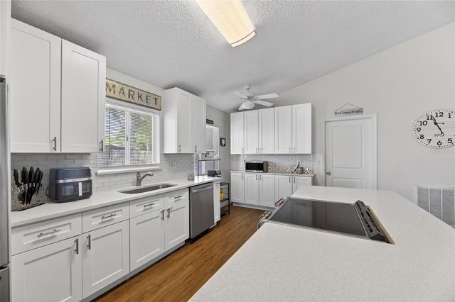 1841 CANDLESTICK COURT, Lutz, FL 33559