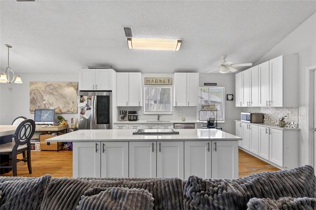 1841 CANDLESTICK COURT, Lutz, FL 33559