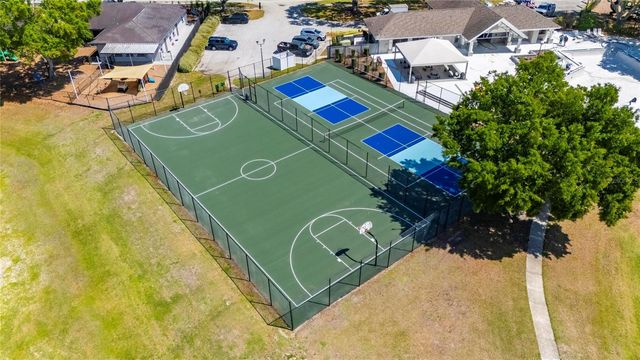 1841 CANDLESTICK COURT, Lutz, FL 33559