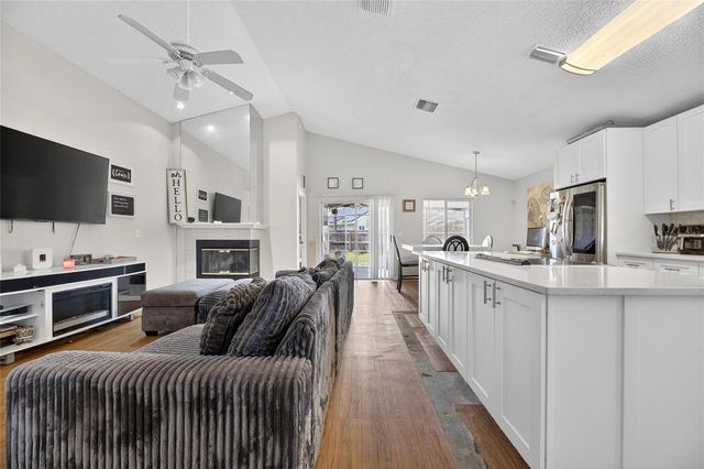 1841 CANDLESTICK COURT, Lutz, FL 33559