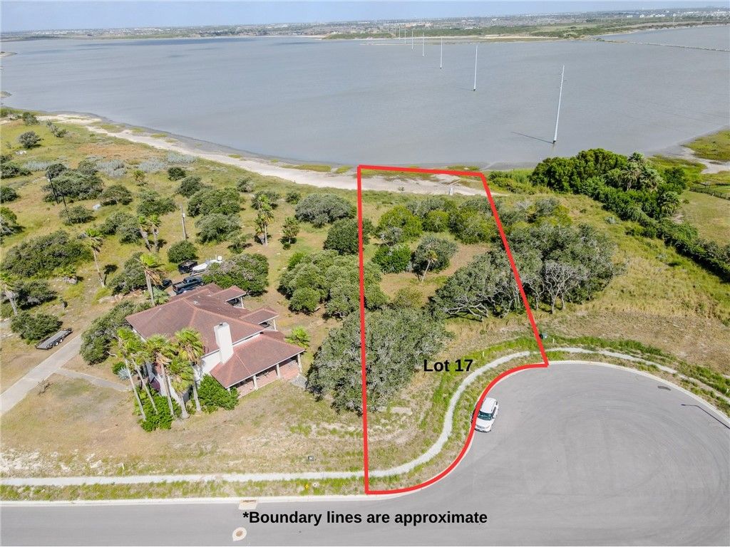 2305 Lords of the Bay Ct, Corpus Christi, TX 78418 — exterior