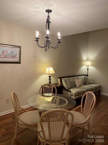 6132 Heathstone Lane, Charlotte, NC 28210