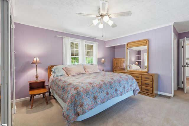 556 Club Drive, Greenville, SC 29611