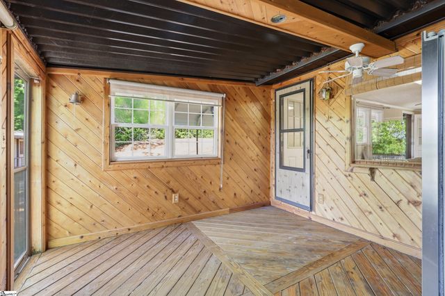 556 Club Drive, Greenville, SC 29611