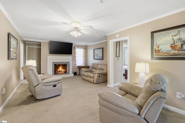 556 Club Drive, Greenville, SC 29611
