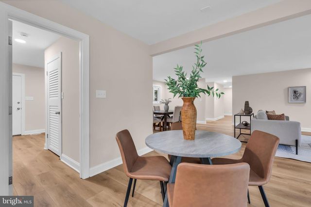 14 STEVEN DR, Voorhees, NJ 08043