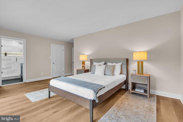 14 STEVEN DR, Voorhees, NJ 08043