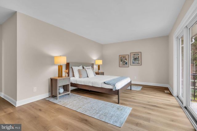 14 STEVEN DR, Voorhees, NJ 08043