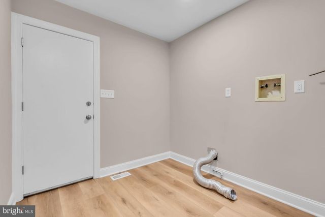 14 STEVEN DR, Voorhees, NJ 08043