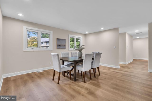 14 STEVEN DR, Voorhees, NJ 08043