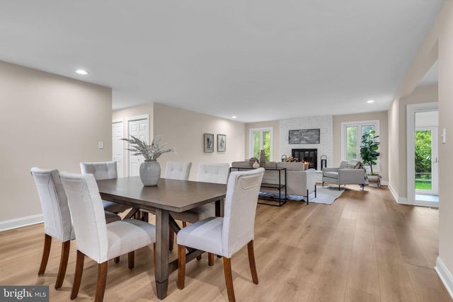 14 STEVEN DR, Voorhees, NJ 08043