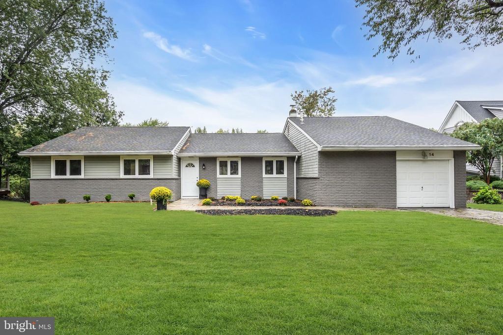 14 STEVEN DR, Voorhees, NJ 08043 — exterior